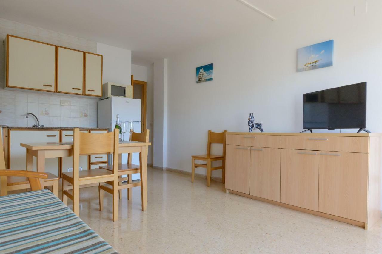 Appartamento Sant Jordi Zeus Corner Salou Esterno foto